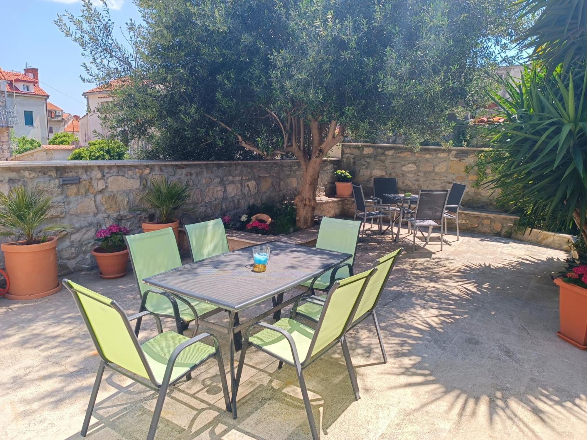 F&a Apartament *
